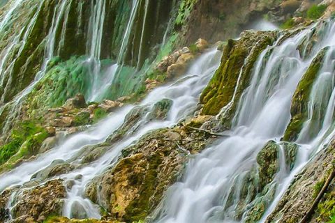 نمایی از آبشار بار نیشابور