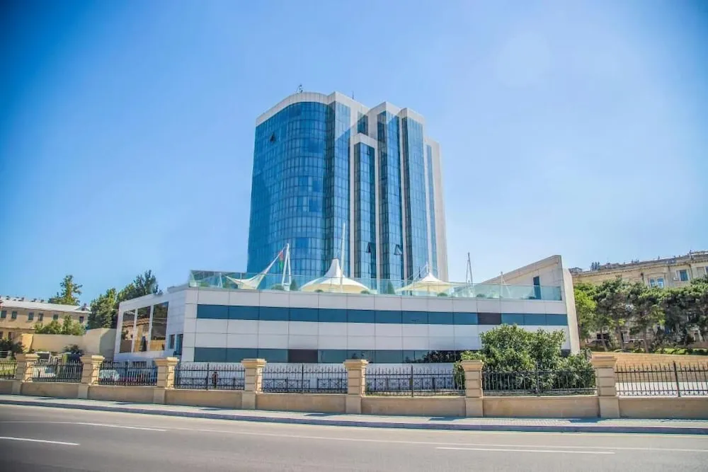 هتل گلدن کاست باکو