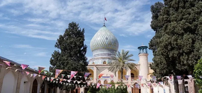 مکان های دیدنی شیراز آرامگاه امامزاده علی بن حمزه آرامگاه امامزاده علی بن حمزه