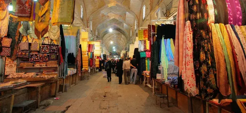 مکان های دیدنی شیراز بازار وکیل بازار وکیل