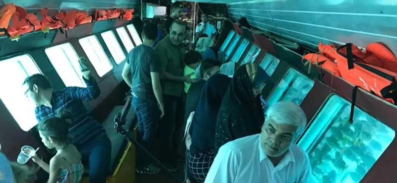 کشتی آکواریوم کیش