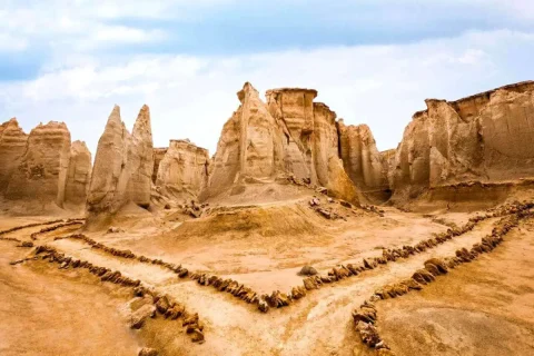 دره ستارگان قشم