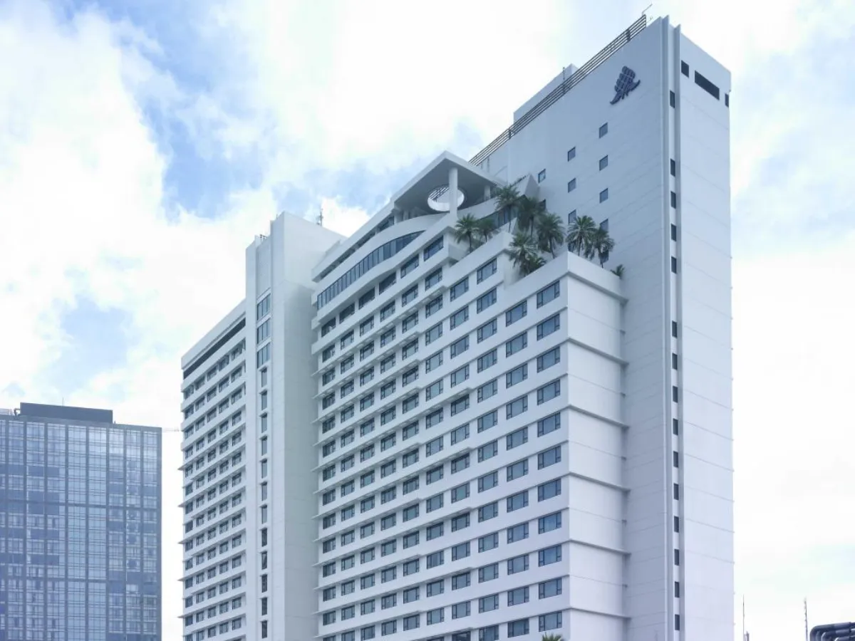 هتل نیو ورلد ماکاتی