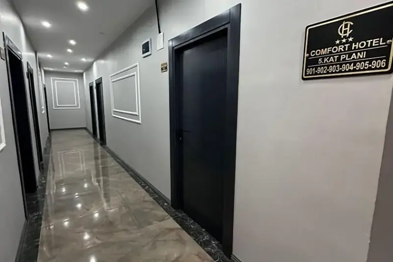 هتل کامفورت سوئیت 8