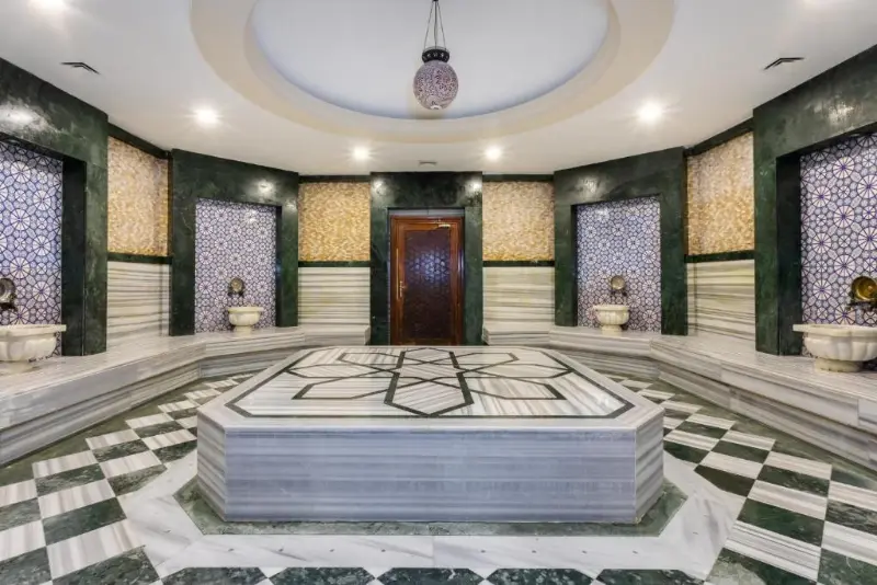 هتل اورنج کانتی بلک