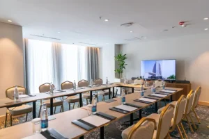 هیلتون گاردن این 1