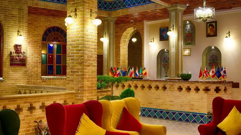 هتل سنتی درباری 4